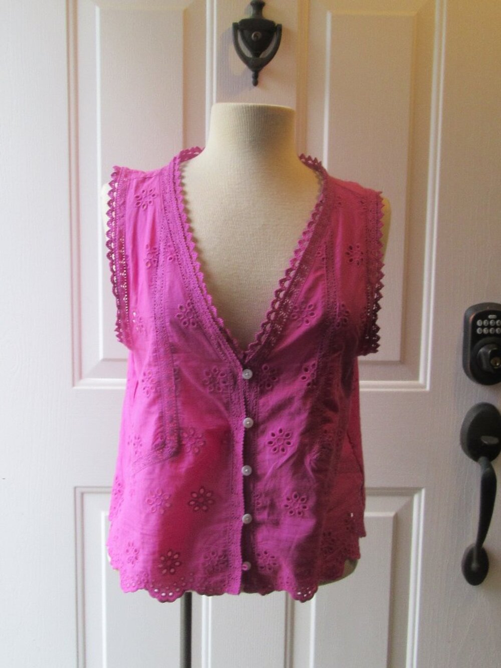 NWT Pink Purple Z Supply Eyelet Button Down Top Sz M